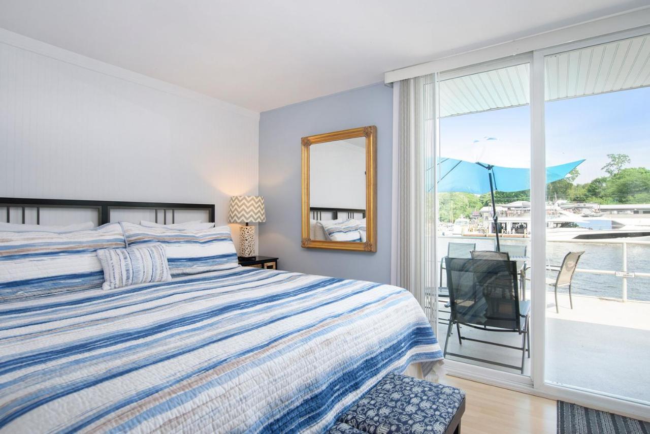 סאוגטוק Waterside Suites מראה חיצוני תמונה